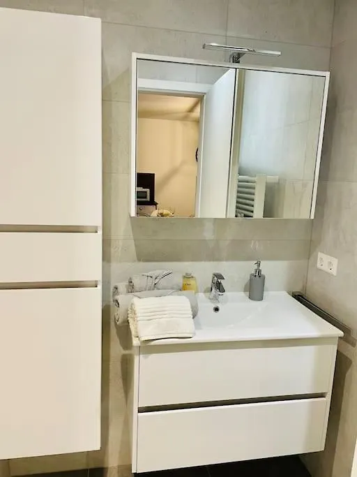 Luxury New Flat In Center With Terrace And Parking-142-99 Apartment Luxembourg 0*,  Luxembourg